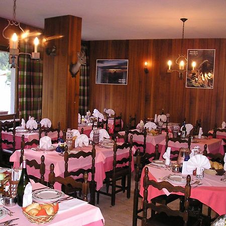 Hotel Al Caminetto ヴァルトゥルナンシュ エクステリア 写真